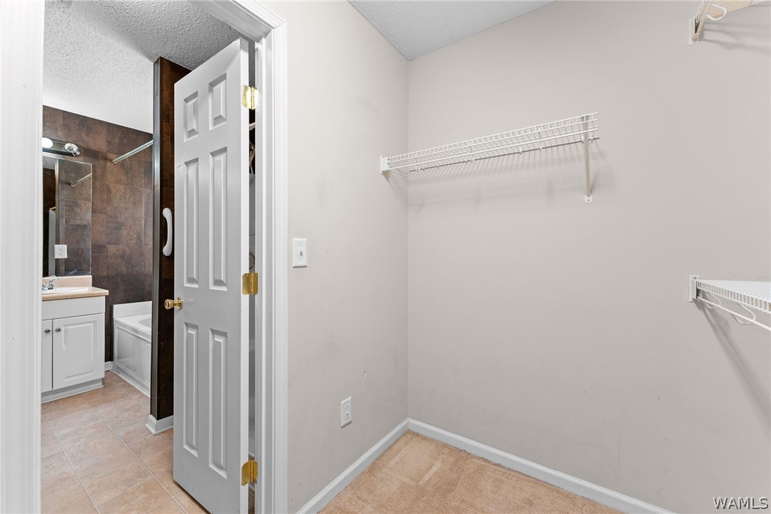 5012 Stewart Parc Drive