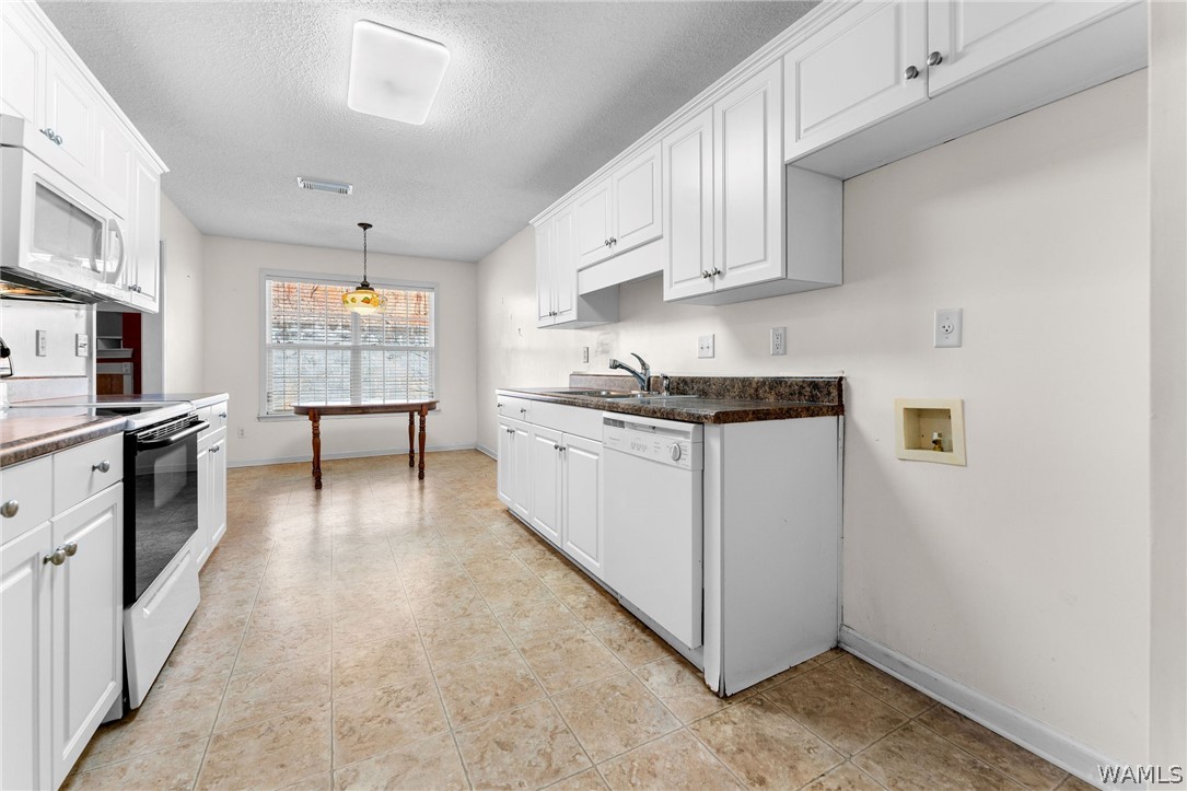 5012 Stewart Parc Drive