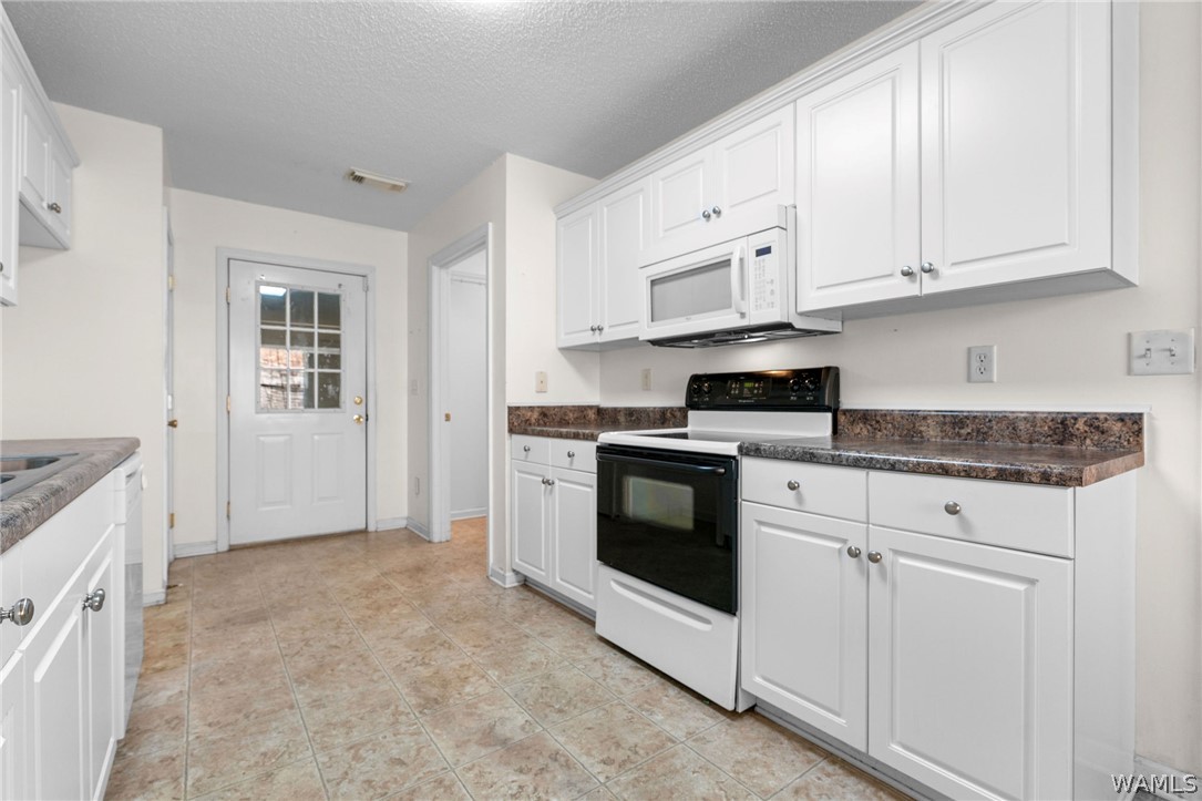 5012 Stewart Parc Drive