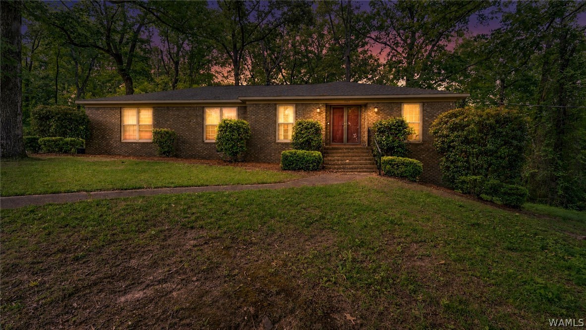 4444 Stonehill Lane