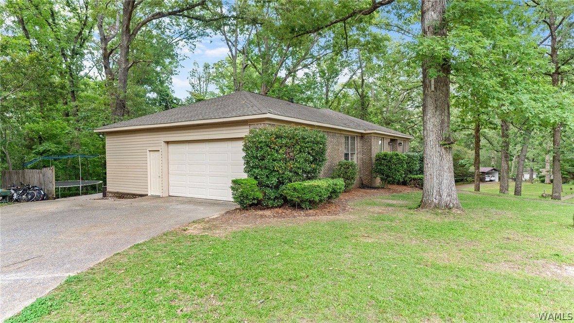 4444 Stonehill Lane