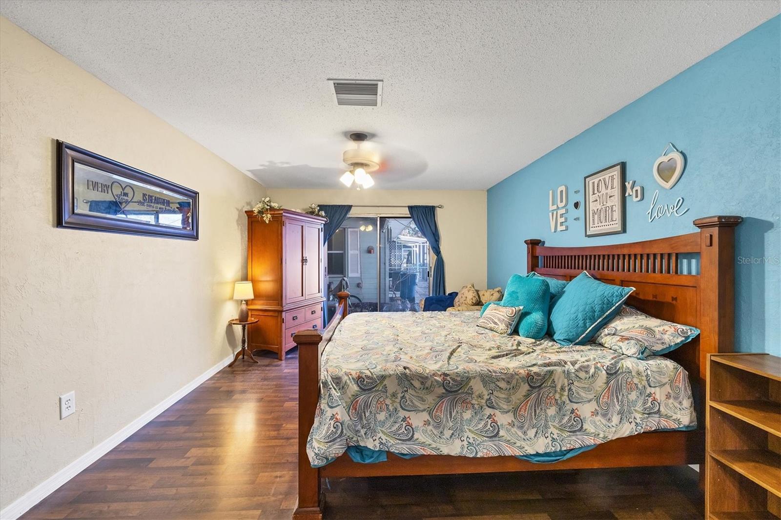 217 46TH ST W