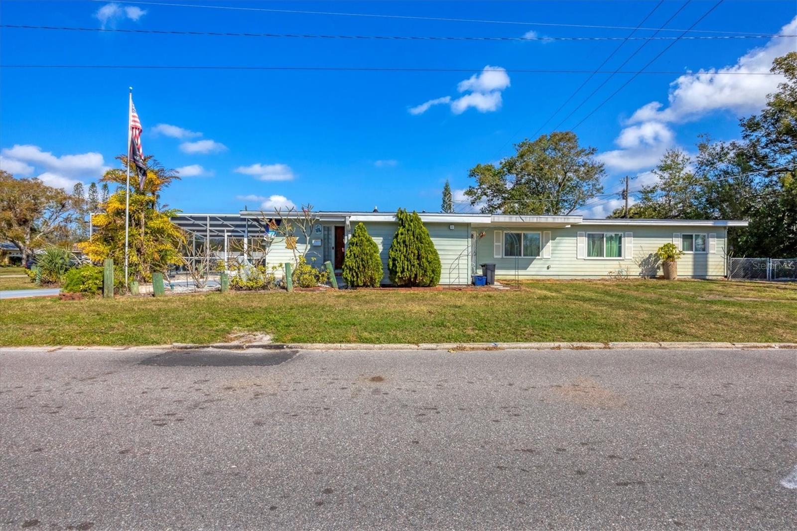 217 46TH ST W