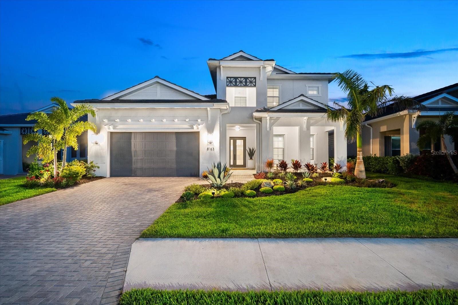 8163 REDONDA LOOP