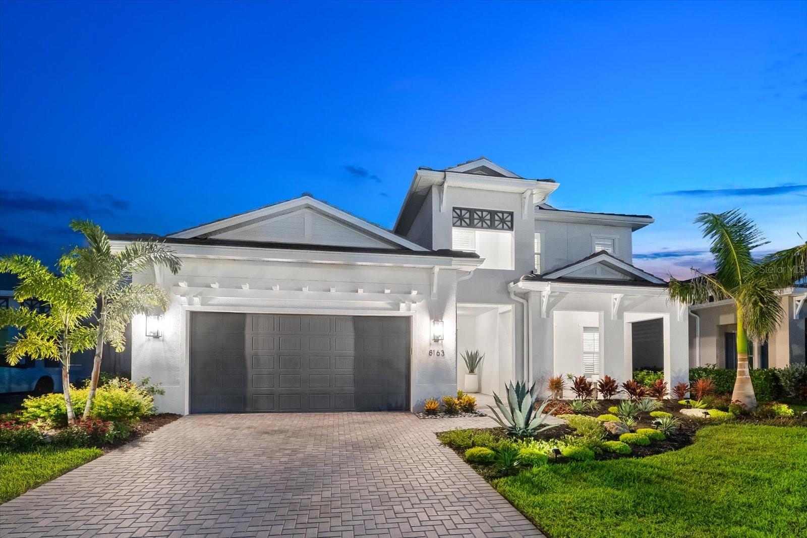 8163 REDONDA LOOP