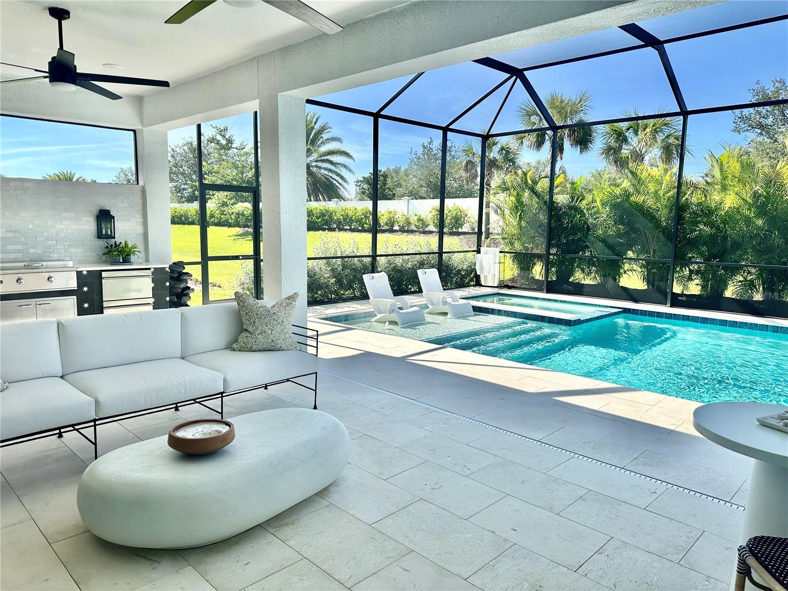 8163 REDONDA LOOP