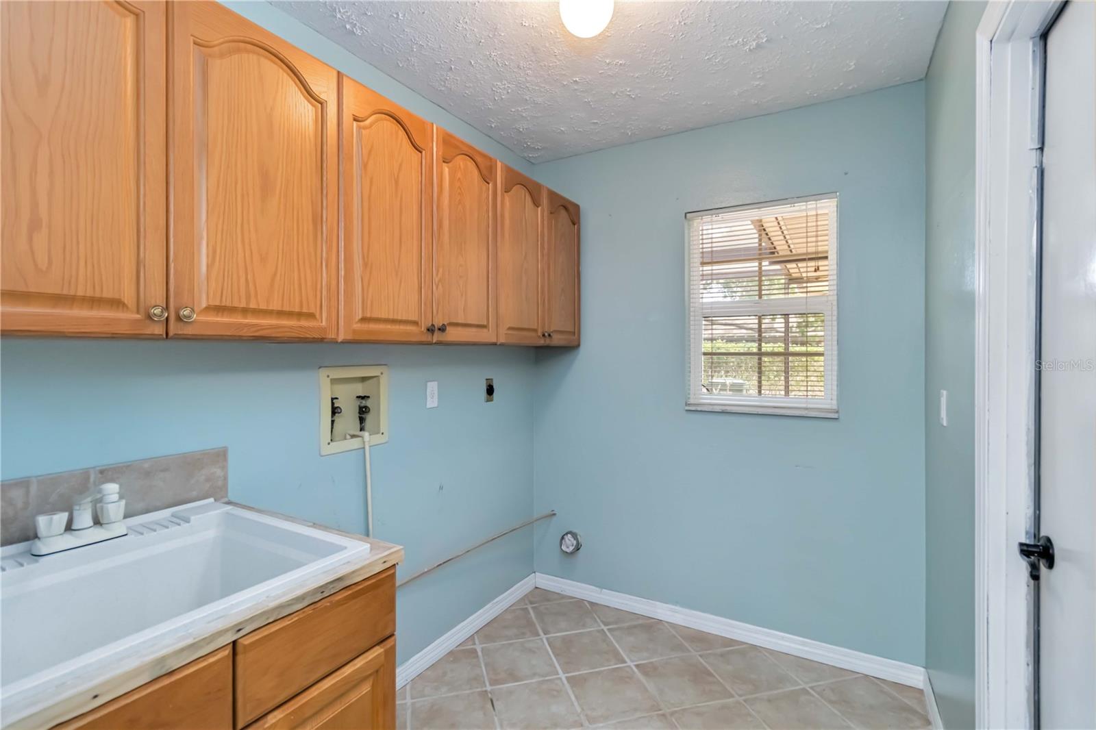 3600 ASTER DR