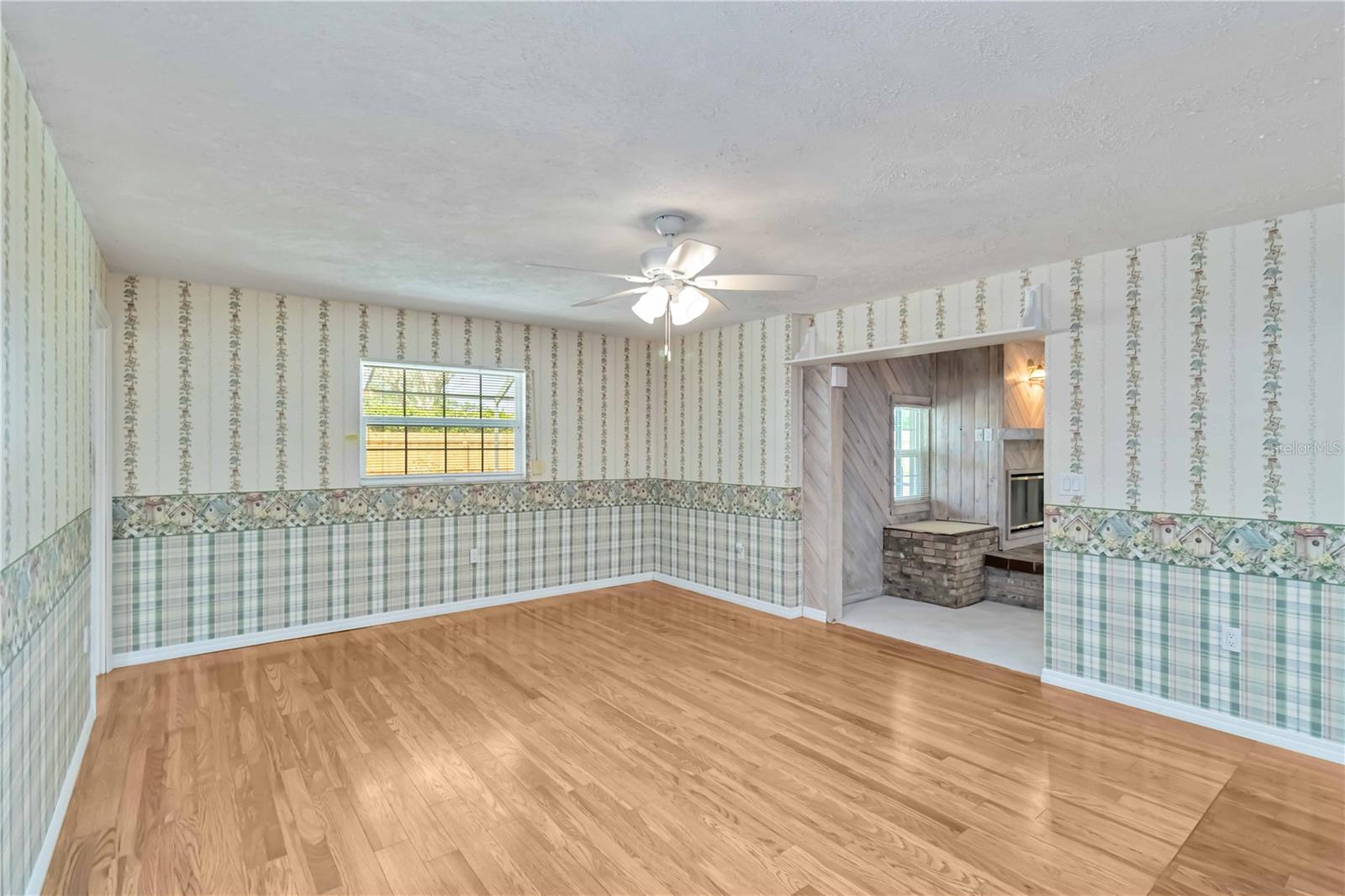 3600 ASTER DR
