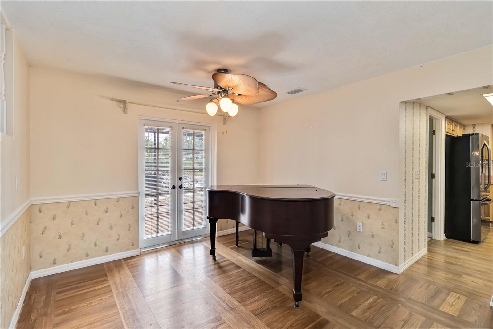 3600 ASTER DR