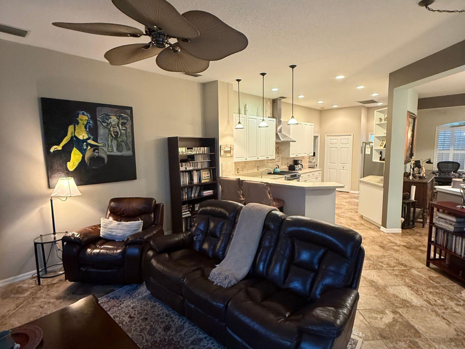 7714 ASHLEY CIR