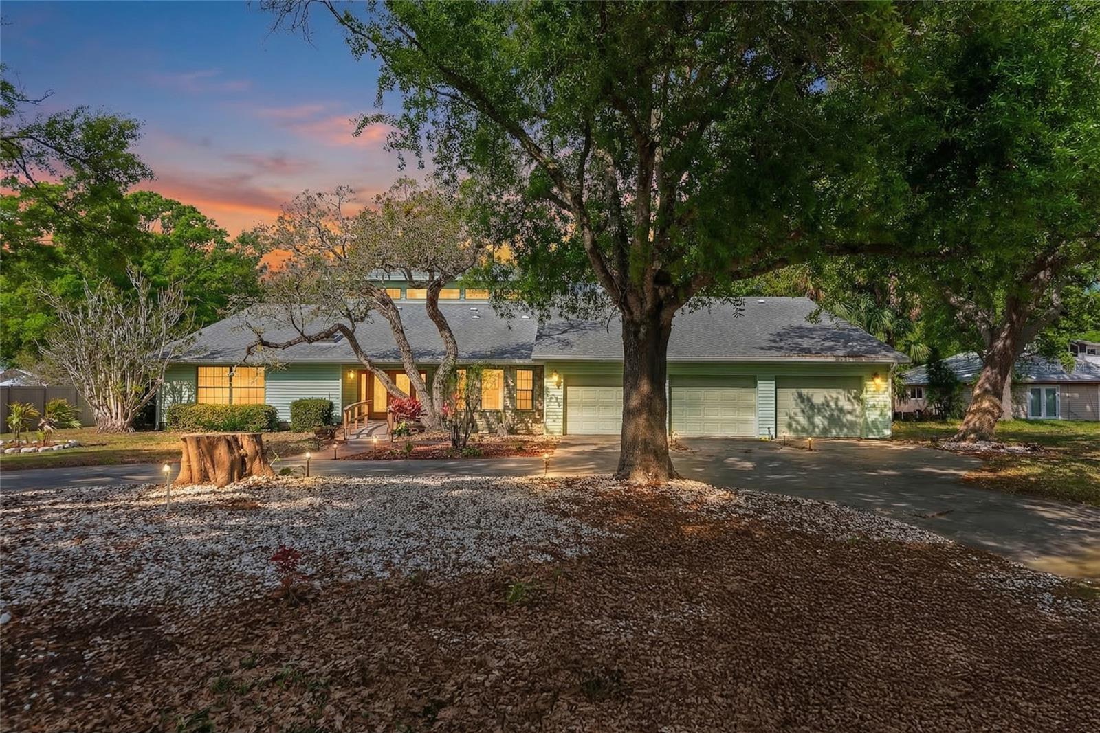 1316 RIVERVIEW CIR