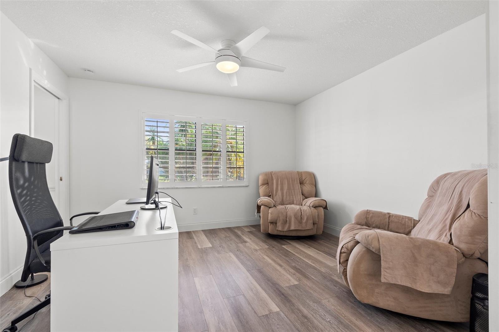 629 FORT DUQUESNA DR