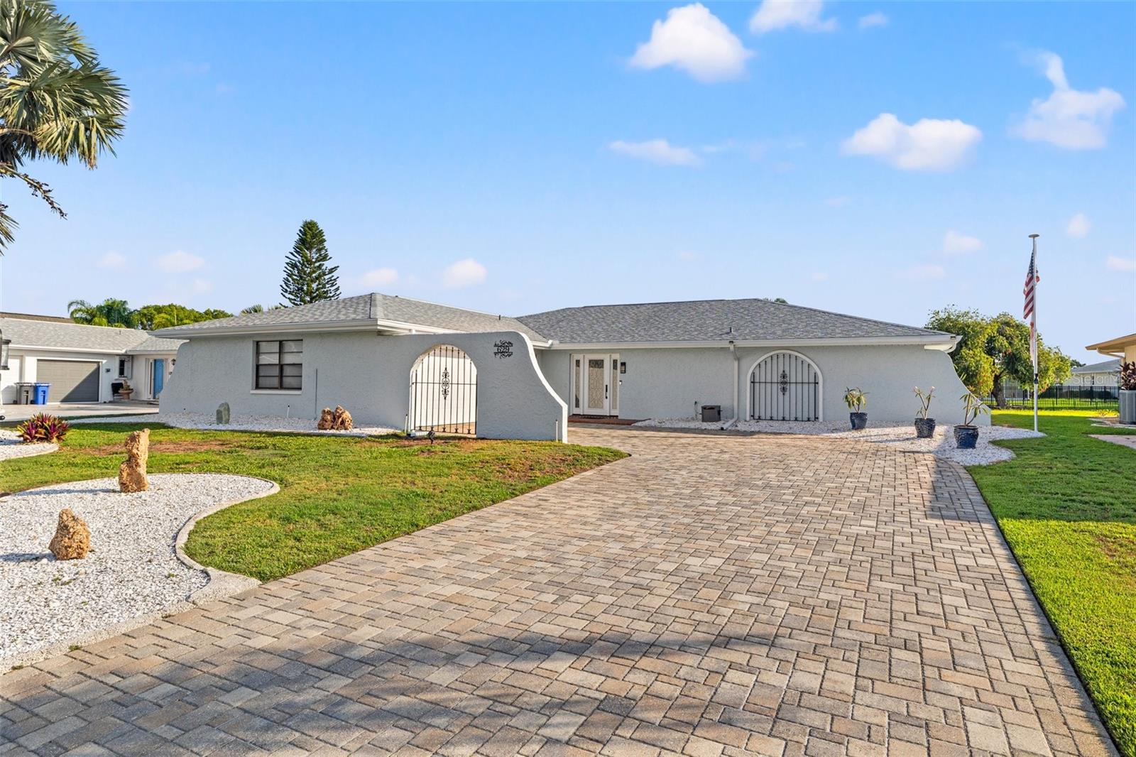 629 FORT DUQUESNA DR