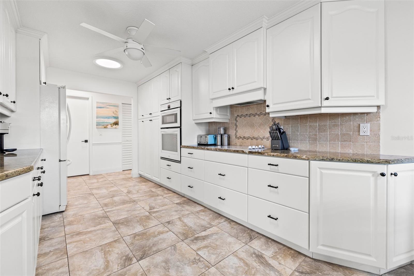 629 FORT DUQUESNA DR