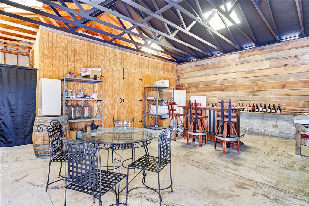 4540 E Highway 41