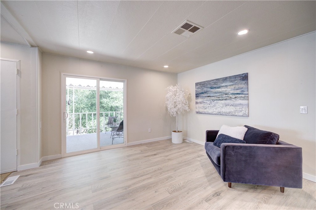 53 Via San Carlos 53