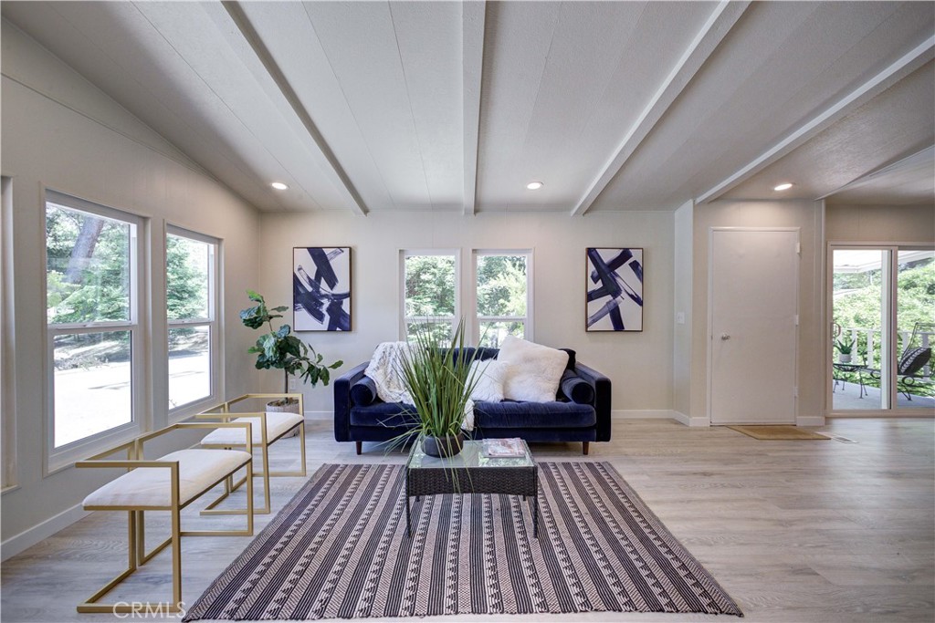 53 Via San Carlos 53