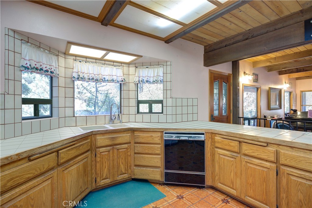 7660 Suey Creek Road