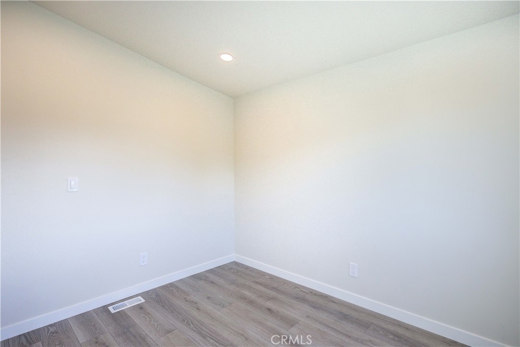 2550 Cienaga Street 4