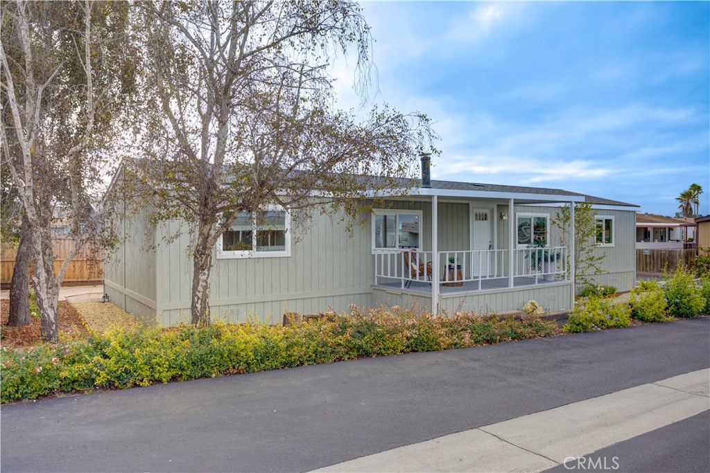 2550 Cienaga Street 4