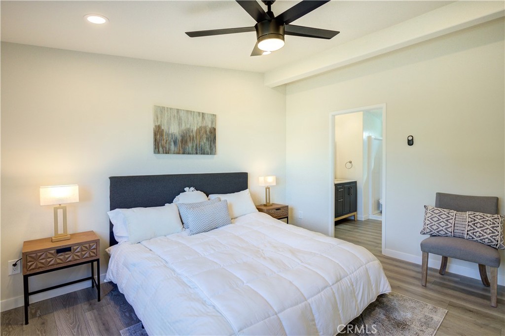 2550 Cienaga Street 4