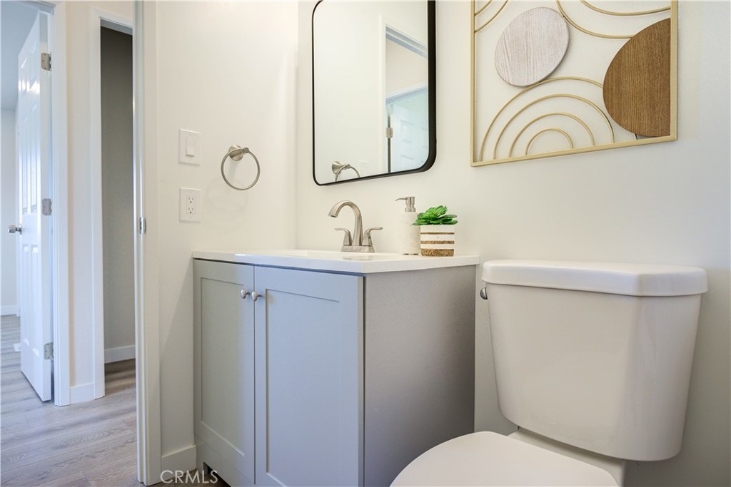 2550 Cienaga Street 4