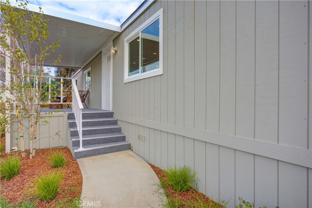 2550 Cienaga Street 4