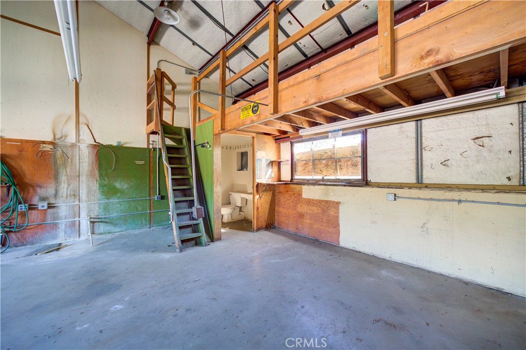 2432 Spring Street