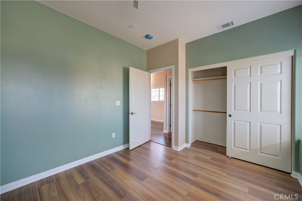 1517 S Syracuse Lane