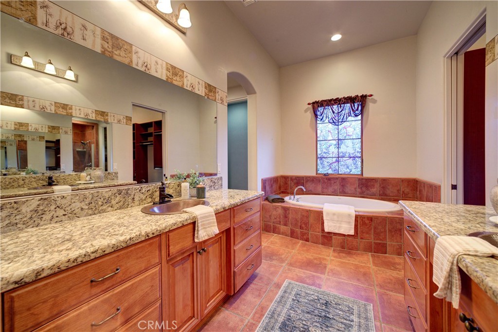 806 Vista Cerro Drive