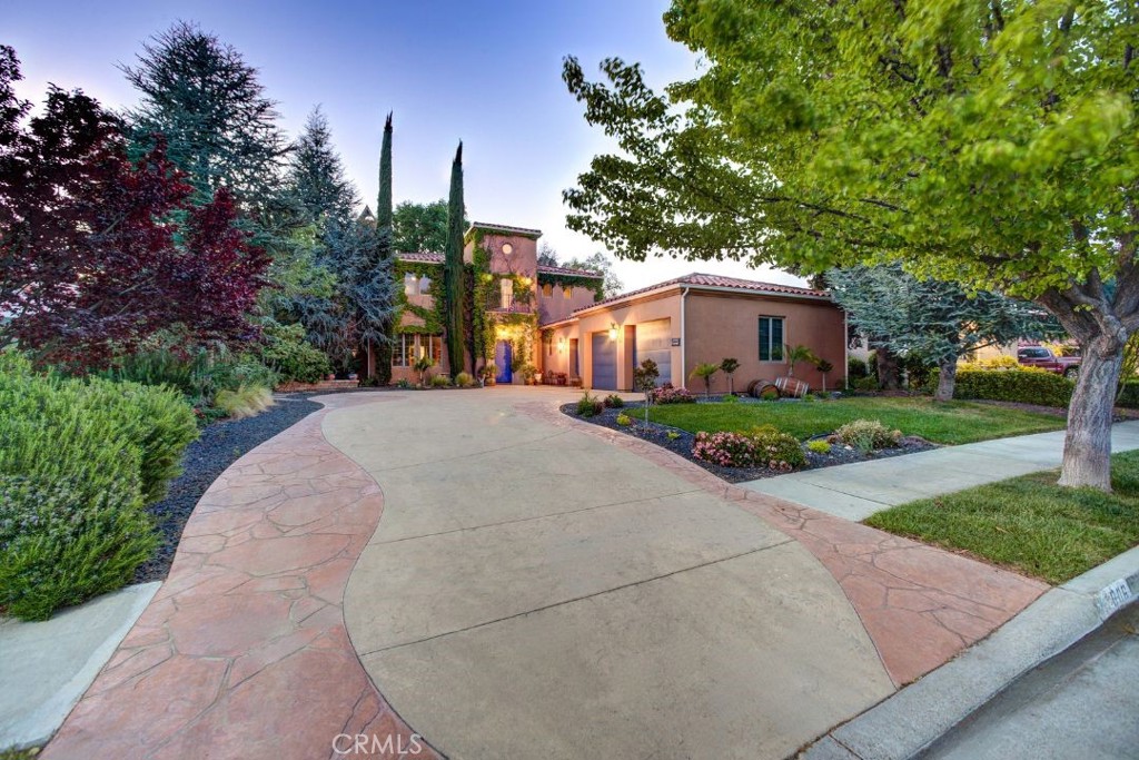806 Vista Cerro Drive