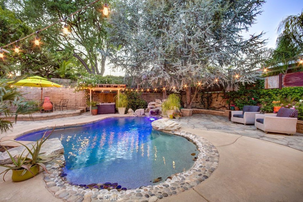 806 Vista Cerro Drive