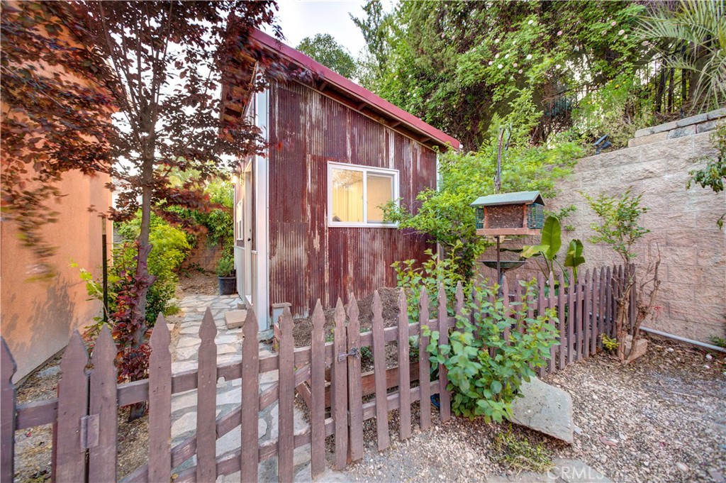 806 Vista Cerro Drive