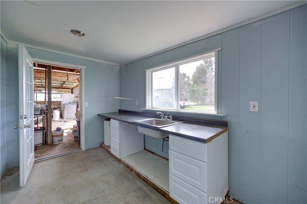 8888 Carrisa Highway