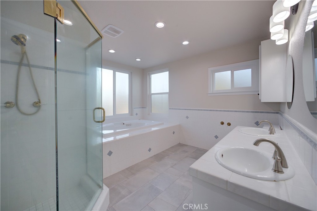 225 Soares Avenue