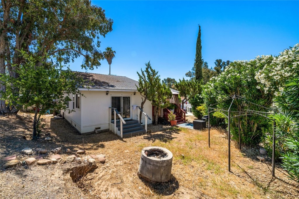2883 Mammoth Lane