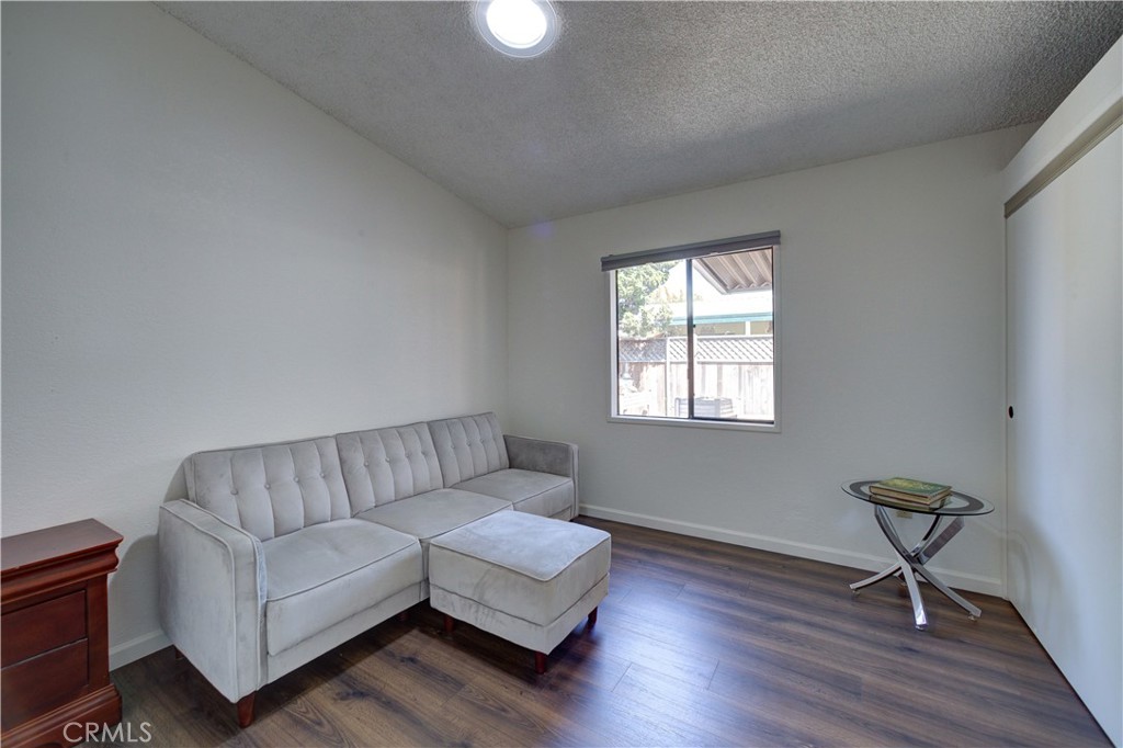 519 W Taylor Street 298C