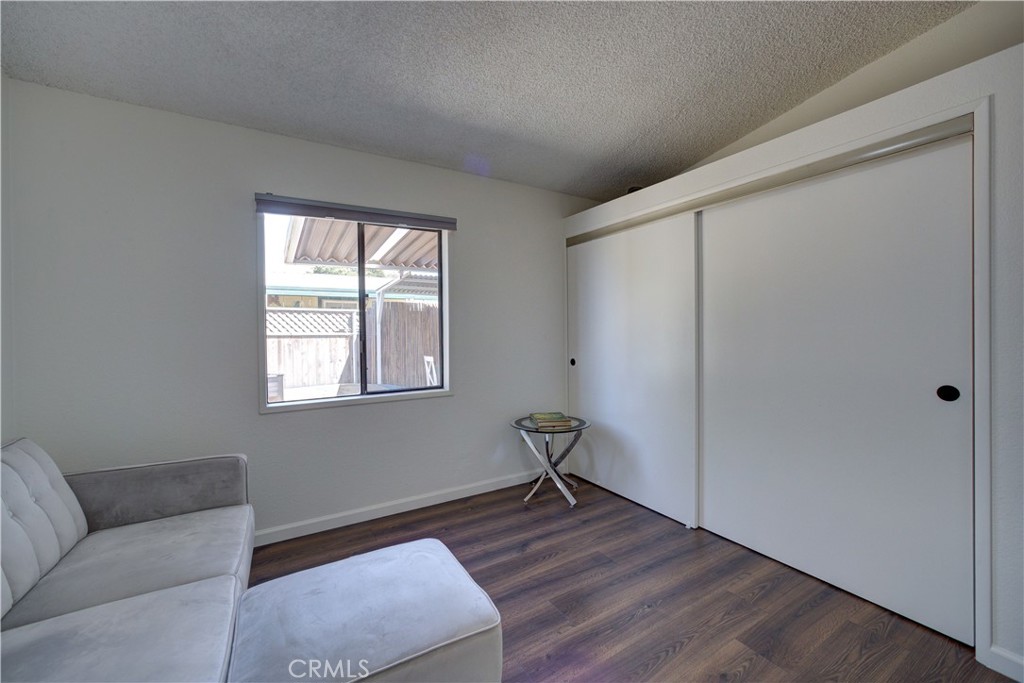 519 W Taylor Street 298C