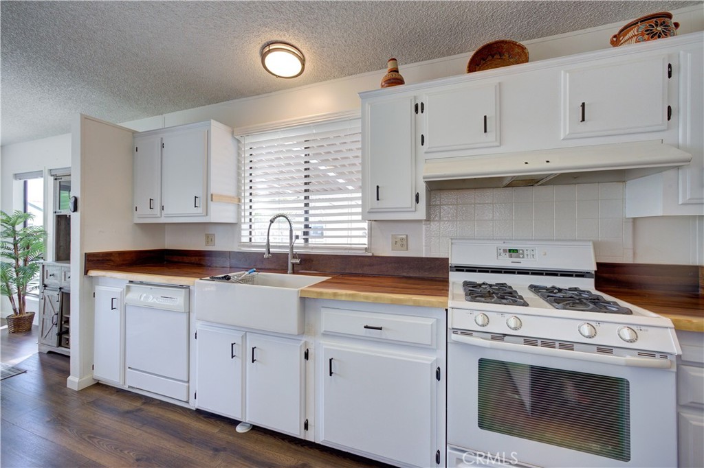 519 W Taylor Street 298C