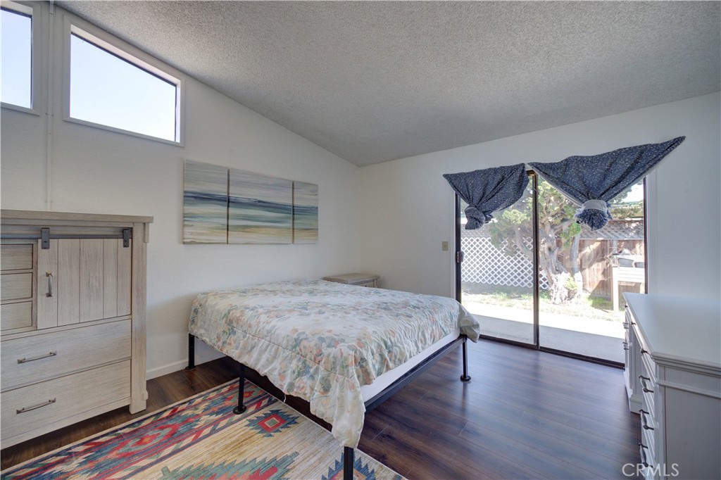 519 W Taylor Street 298C