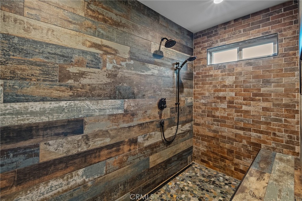 1856 Southfork Place