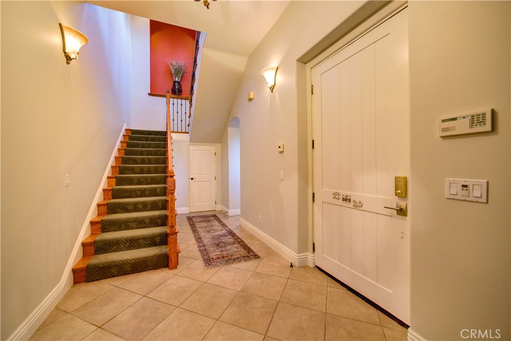 806 Vista Cerro Drive