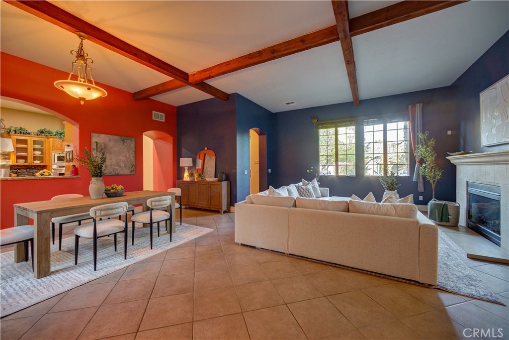 806 Vista Cerro Drive