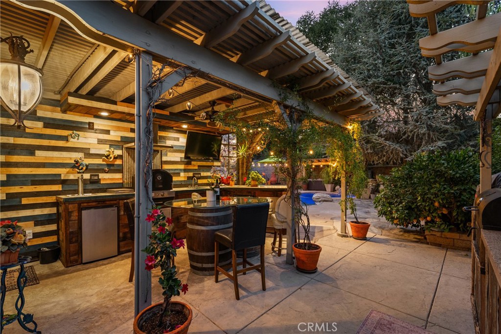 806 Vista Cerro Drive