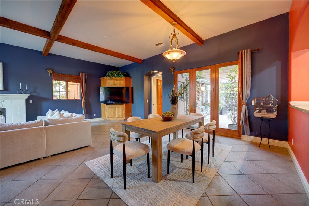 806 Vista Cerro Drive