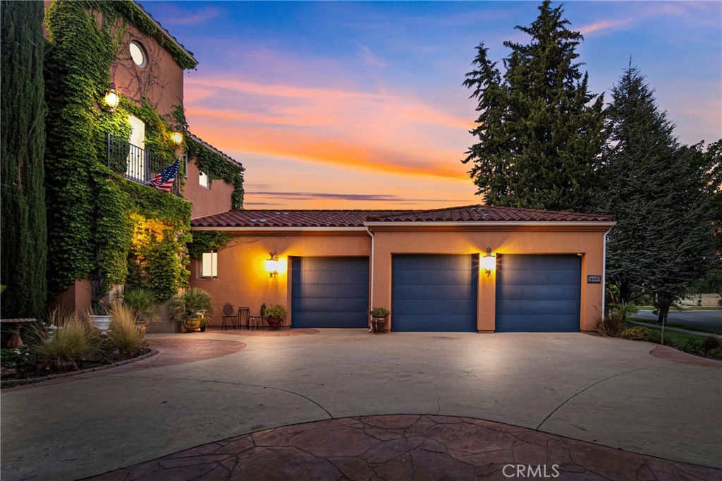 806 Vista Cerro Drive