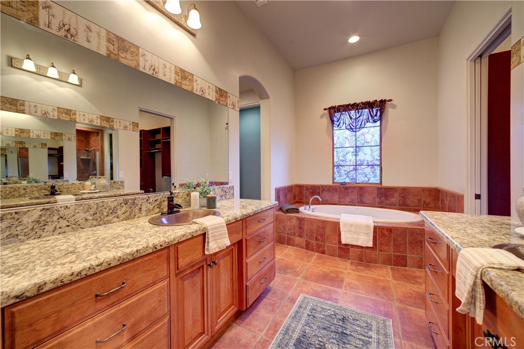 806 Vista Cerro Drive