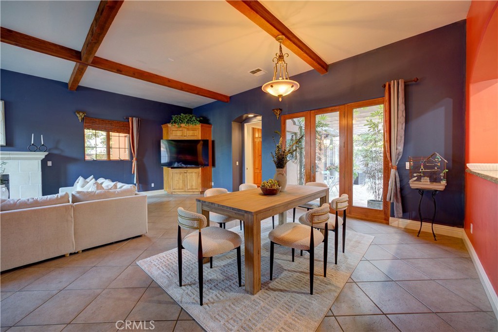 806 Vista Cerro Drive