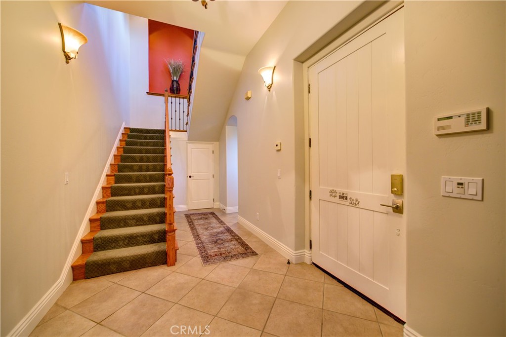 806 Vista Cerro Drive