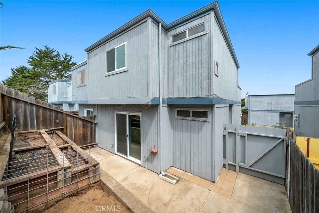 2048 Lost Oak Drive A